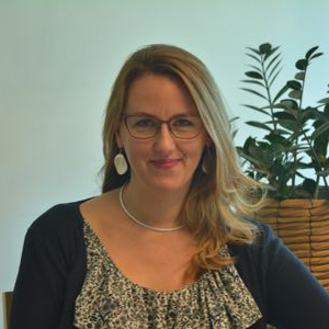 Katalin Albrecht-Garai - head of unit